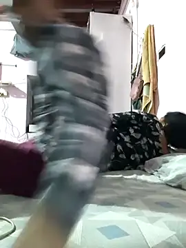 Love-pari077 online show from October 2025 04:31:01 PM