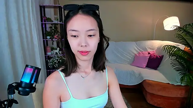 Snapshot of SoulHarmoonyy chatting on September 2025 01:44:02 PM SoulHarmoonyy online show from September 2025 01:44:02 PM