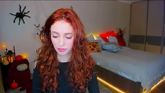 ChristinaConteeree online show from October 2025 01:29:01 PM