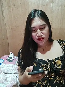 Snapshot of Romantic_Sabrina chatting on April 2026 12:58:02 PM Romantic Sabrina online show from April 2026 12:58:02 PM