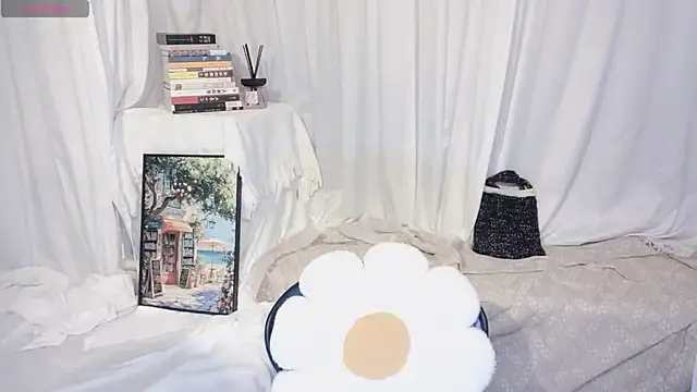 Emmaq996 online show from March 2026 04:16:02 AM