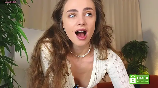 AliciaMellow online show from September 2025 03:33:02 AM