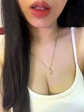 Mon monbaby online show from November 2025 06:39:01 PM