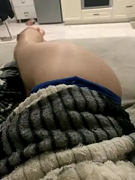 Yammy AssHole online show from September 2025 07:05:01 PM