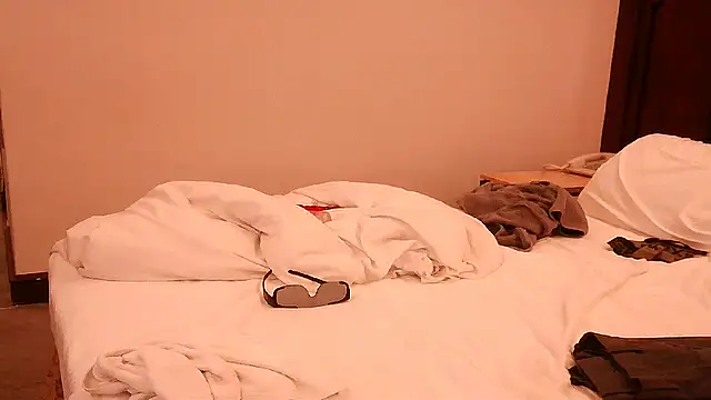 Snapshot of bigbb101011 chatting on September 2025 01:49:01 PM bigbb101011 online show from September 2025 01:49:01 PM