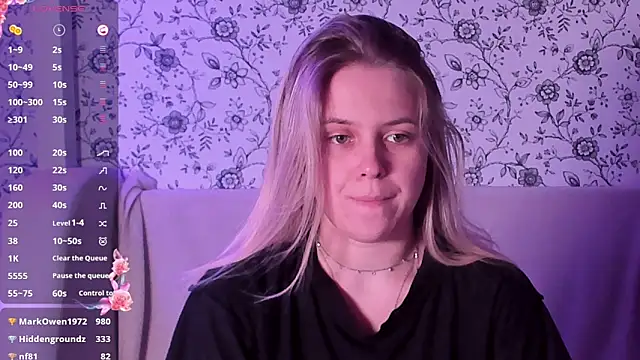 AngelAnty online show from December 2025 07:53:02 PM