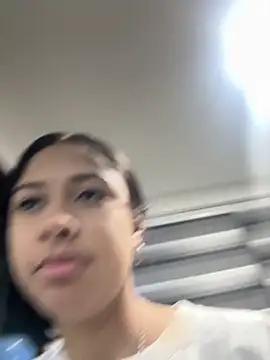 lynn9000 online show from November 2025 05:34:01 AM