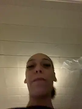 Velvetraexo online show from April 2026 11:32:02 PM