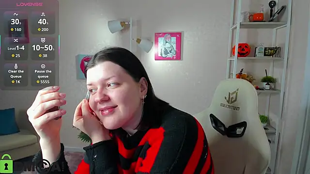 Michele Greenn online show from November 2025 03:35:01 PM