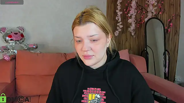 Michele Greenn online show from March 2026 01:11:02 AM