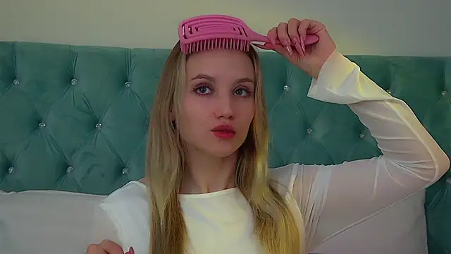 Snapshot of StacyEvances chatting on March 2026 06:24:01 PM StacyEvances online show from March 2026 06:24:01 PM