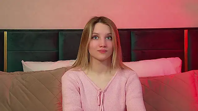 Snapshot of StacyEvances chatting on March 2026 06:34:01 PM StacyEvances online show from March 2026 06:34:01 PM