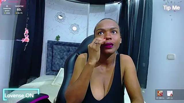 Snapshot of mia__thomson_ chatting on March 2026 02:05:02 AM mia thomson online show from March 2026 02:05:02 AM