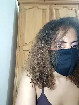 Snapshot of ghadiraa chatting on October 2025 02:37:02 AM ghadiraa online show from October 2025 02:37:02 AM