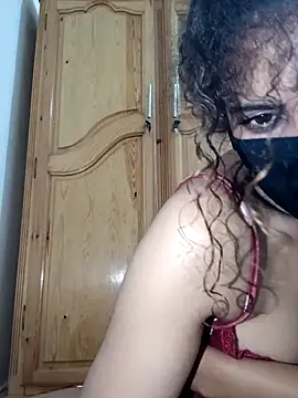 Snapshot of ghadiraa chatting on October 2025 01:06:02 AM ghadiraa online show from October 2025 01:06:02 AM