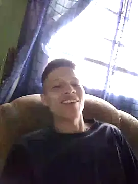 Snapshot of elinnki chatting on September 2025 07:25:01 PM elinnki online show from September 2025 07:25:01 PM