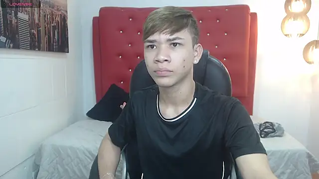 nathanclay online show from November 2025 04:00:01 AM