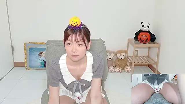 Snapshot of yuzukichi_jp chatting on October 2025 04:04:02 AM yuzukichi jp online show from October 2025 04:04:02 AM