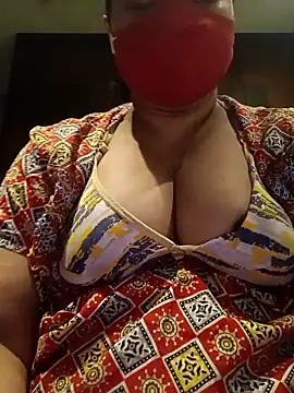 Snapshot of Tamil_Sivani chatting on March 2026 01:22:01 PM Tamil Sivani online show from March 2026 01:22:01 PM