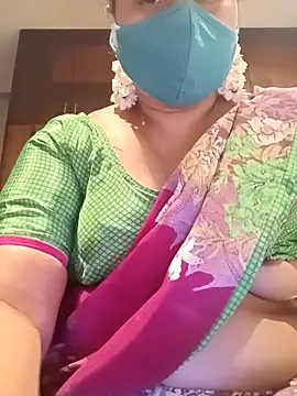 Snapshot of Tamil_Sivani chatting on April 2026 12:58:02 PM Tamil Sivani online show from April 2026 12:58:02 PM