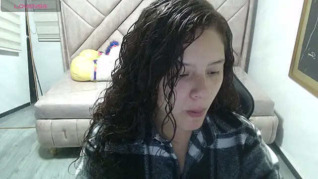 Velvet Moon V online show from January 2026 01:15:01 PM