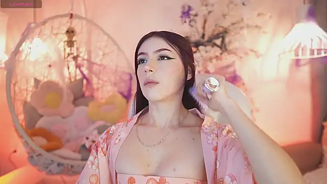 JadeSummerr online show from October 2025 11:44:01 AM