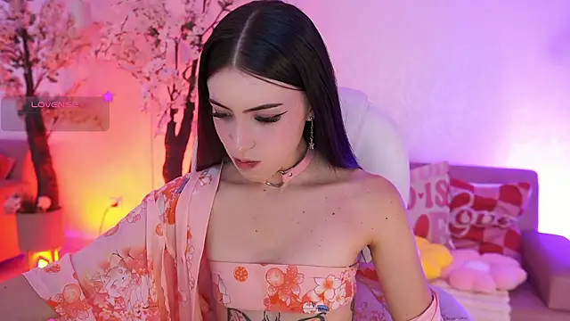 JadeSummerr online show from March 2026 01:47:01 PM