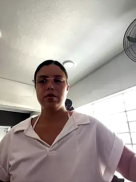 Snapshot of LICEET chatting on September 2025 03:02:01 PM LICEET online show from September 2025 03:02:01 PM