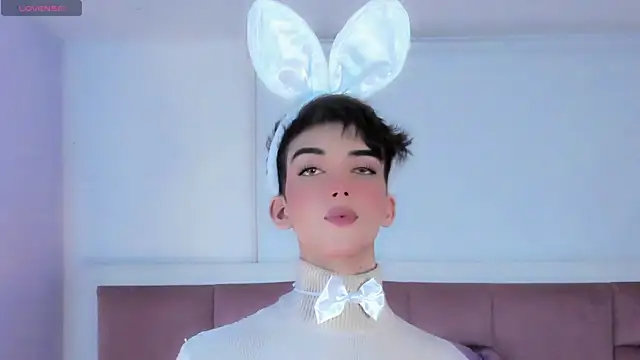 Snapshot of Baby_FenixTS chatting on October 2025 06:28:02 AM Baby FenixTS online show from October 2025 06:28:02 AM