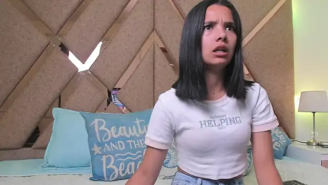 BelhaLawuo online show from November 2025 07:24:01 PM