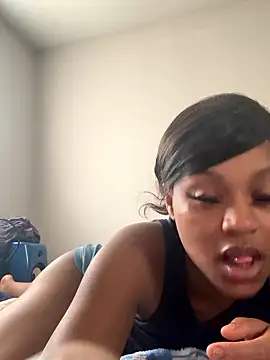 PrettyBabriexox online show from January 2026 05:04:02 PM