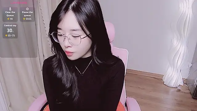 Miu-999 online show from November 2025 02:11:01 AM