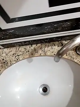 Snapshot of Gusttavotesudoxxvvc chatting on September 2025 09:18:01 PM Gusttavotesudoxxvvc online show from September 2025 09:18:01 PM