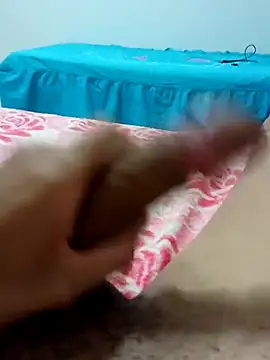 Snapshot of Gusttavotesudoxxvvc chatting on November 2025 02:22:01 AM Gusttavotesudoxxvvc online show from November 2025 02:22:01 AM