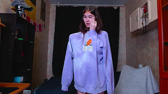 Snapshot of litle_owl chatting on September 2025 05:05:02 PM litle owl online show from September 2025 05:05:02 PM