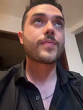 Snapshot of acmello83 chatting on April 2026 11:43:01 PM acmello83 online show from April 2026 11:43:01 PM