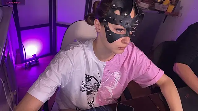 cutemilana sexwife online show from November 2025 02:48:02 PM