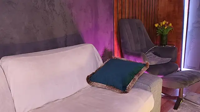 Snapshot of QueenMarX chatting on April 2026 03:34:02 PM QueenMarX online show from April 2026 03:34:02 PM