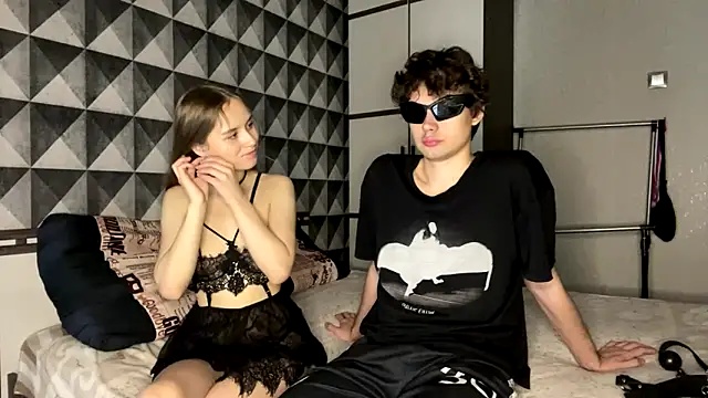 merycouple online show from February 2026 10:25:02 AM