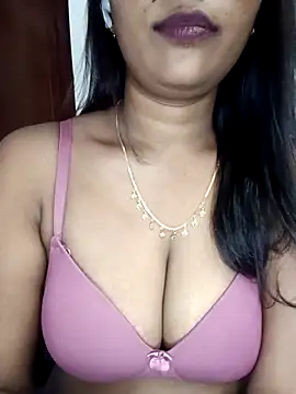 Snapshot of Tamil_kavinila chatting on April 2026 04:46:02 AM Tamil kavinila online show from April 2026 04:46:02 AM