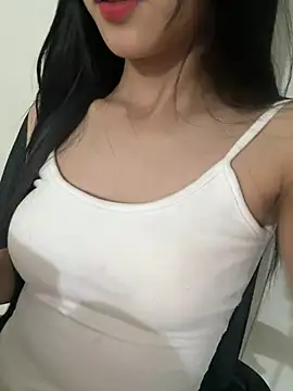 Snapshot of Desi_sara chatting on April 2026 03:27:02 PM Desi sara online show from April 2026 03:27:02 PM