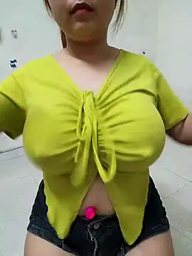 Snapshot of Akira_sera chatting on October 2025 03:04:01 AM Akira sera online show from October 2025 03:04:01 AM