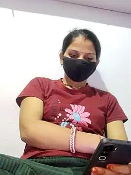 Snapshot of poojam93 chatting on October 2025 02:10:01 PM poojam93 online show from October 2025 02:10:01 PM