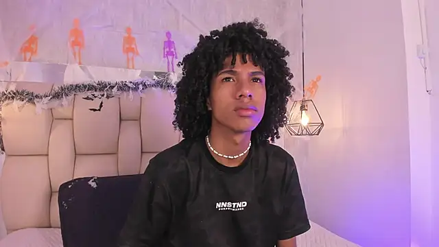 Johan gz  online show from October 2025 11:35:01 AM