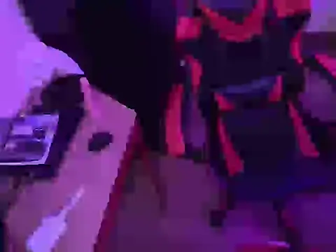 ChloeSnoww online show from September 2025 03:22:01 AM