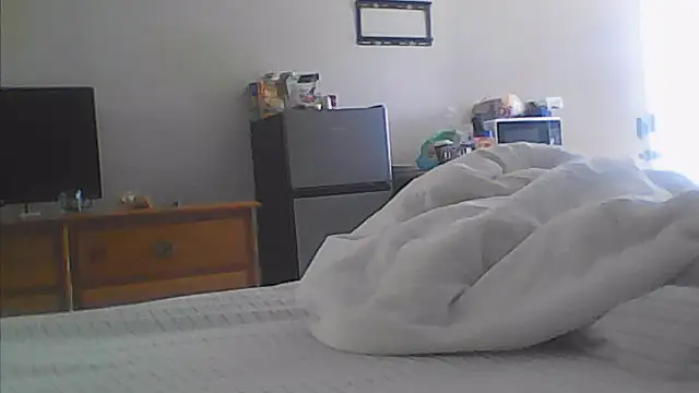 sarahkat86 online show from September 2025 02:21:01 PM