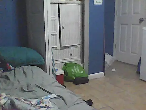 sarahkat86 online show from October 2025 04:16:01 PM