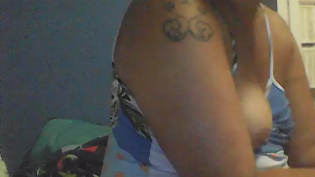 sarahkat86 online show from October 2025 03:53:02 AM