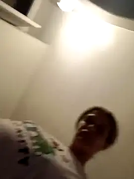 sarahkat86 online show from February 2026 12:07:01 AM