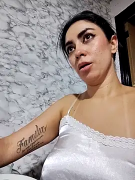 CristalHeart  online show from March 2026 01:49:02 AM